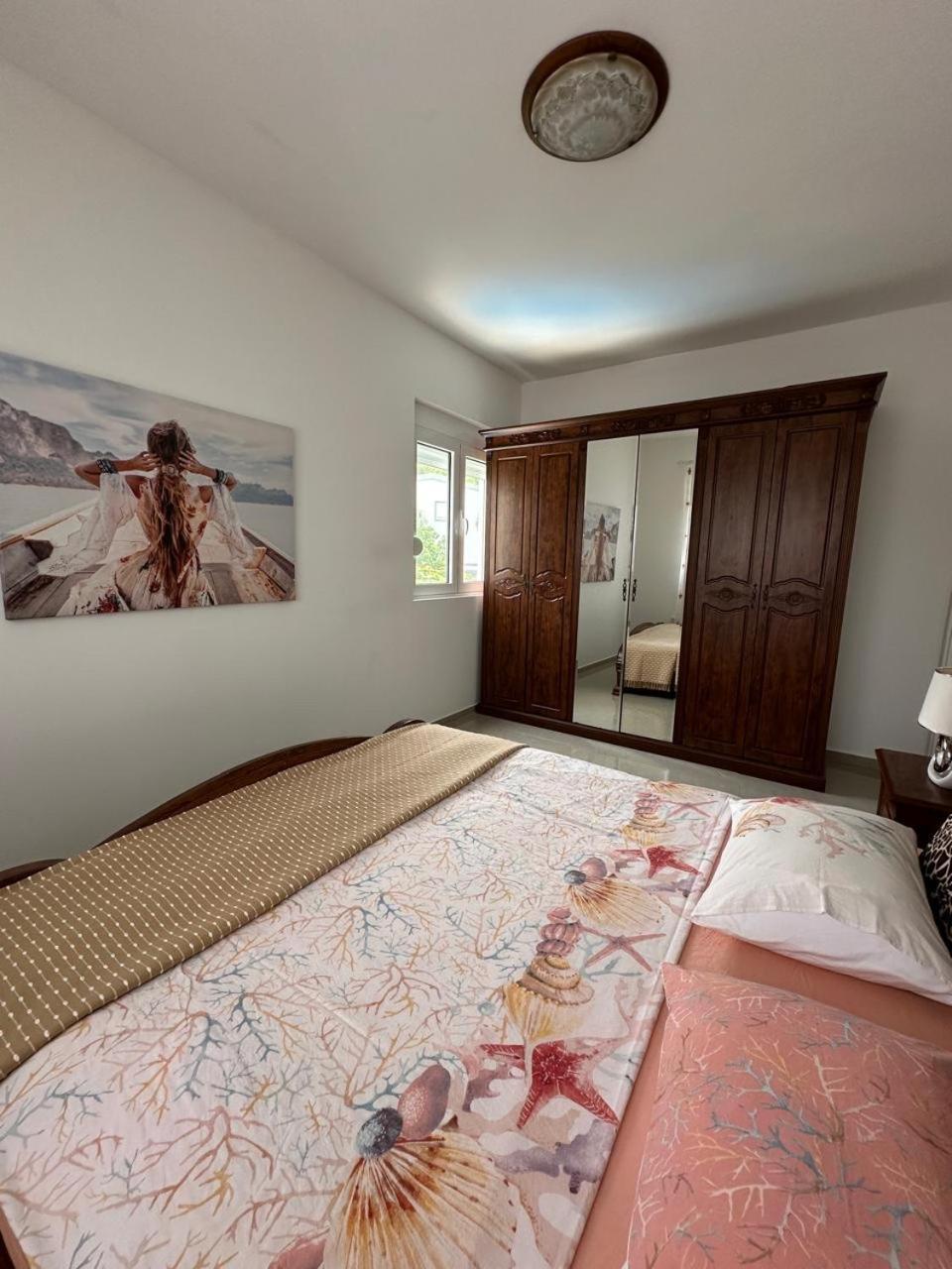 Villa Holiday Apartments บาร์ ภายนอก รูปภาพ
